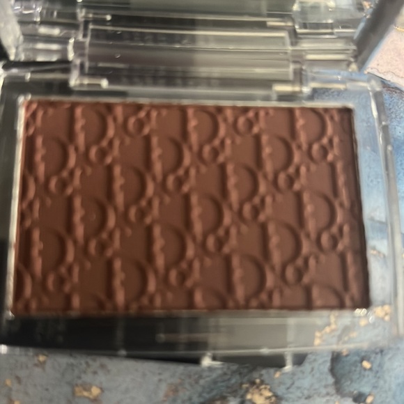 Brand new Dior Rosy Glow powder blush (Mahogany) - Picture 10 of 11